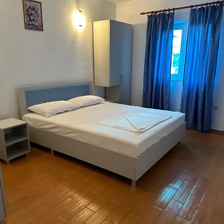 Elada 2 * Costinești